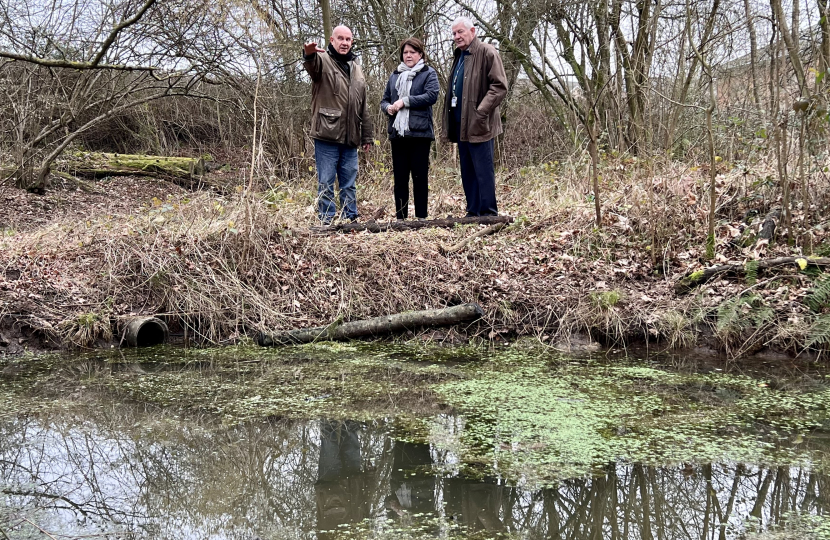 Maria Miller visited the Sherfield Park Sustainable Drainage System (SUD), with local borough Councillor Paul Miller and leader of Sherfield Park Parish Council Chris Circuit